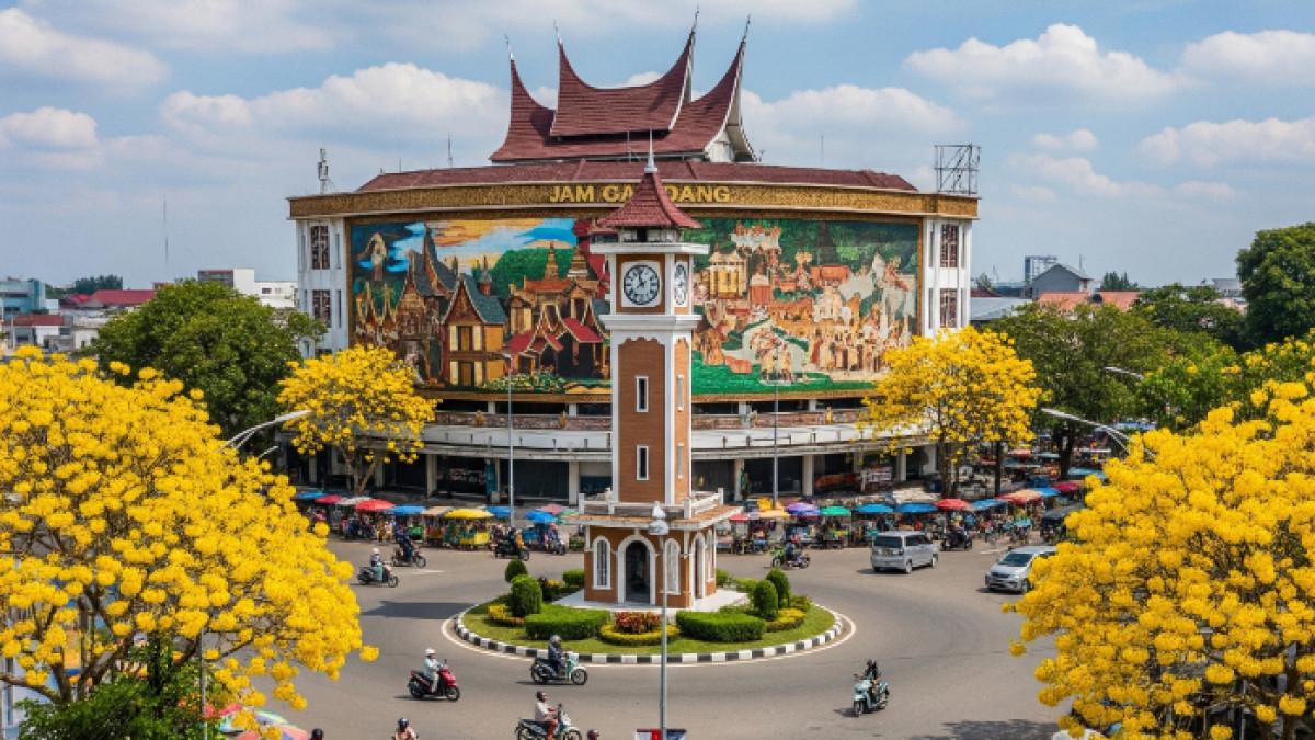 Hanya kalah dari Padang tapi ungguli Solok dan Pariaman, inilah rangking 2 kota paling maju di Provinsi Sumatera Barat versi IDSD 2024. Daerahnya dijuluki sebagai London van Andalas alias Bukittinggi (ilustrasi)