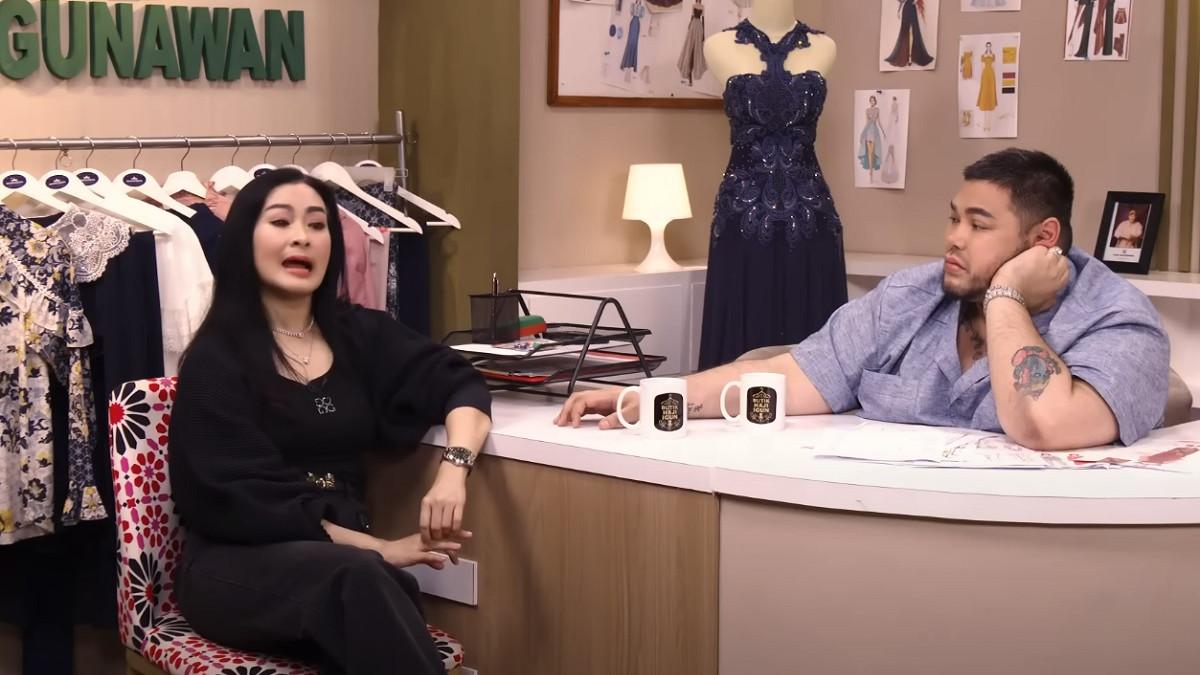 IIS DAN INUL - Capture YouTube Comic 8 Revolution ketika Iis Dahlia hadir sebagai bintang tamu