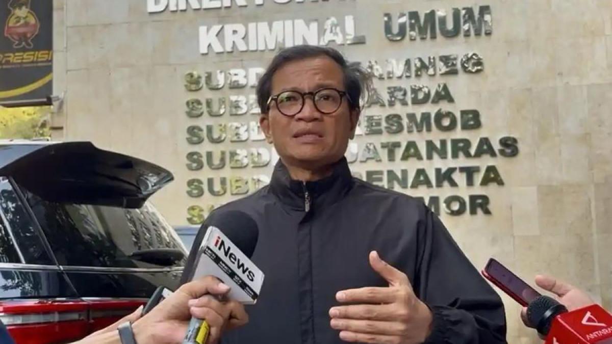 KETUA BEM UGM DITEROR - Direktur Amnesty International Indonesia, Usman Hamid, saat ditemui di Mapolda Metro Jaya, Jakarta, Kamis (4/9/2025). Direktur Eksekutif Amnesty Internasional Indonesia, Usman Hamid sebut teror yang diterima Ketua BEM UGM, Tiyo Ardianto bukan kriminalitas biasa.