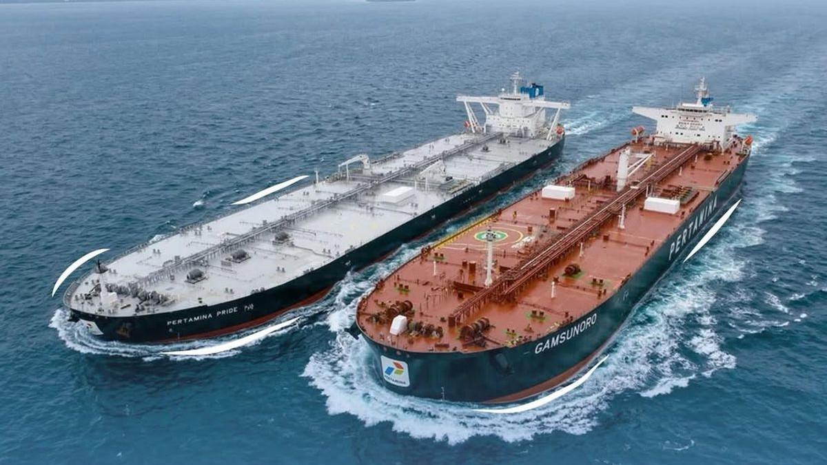 PERANG IRAN AS - Dua kapal Pertamina Indonesia masih tertahan di Selat Hormuz.