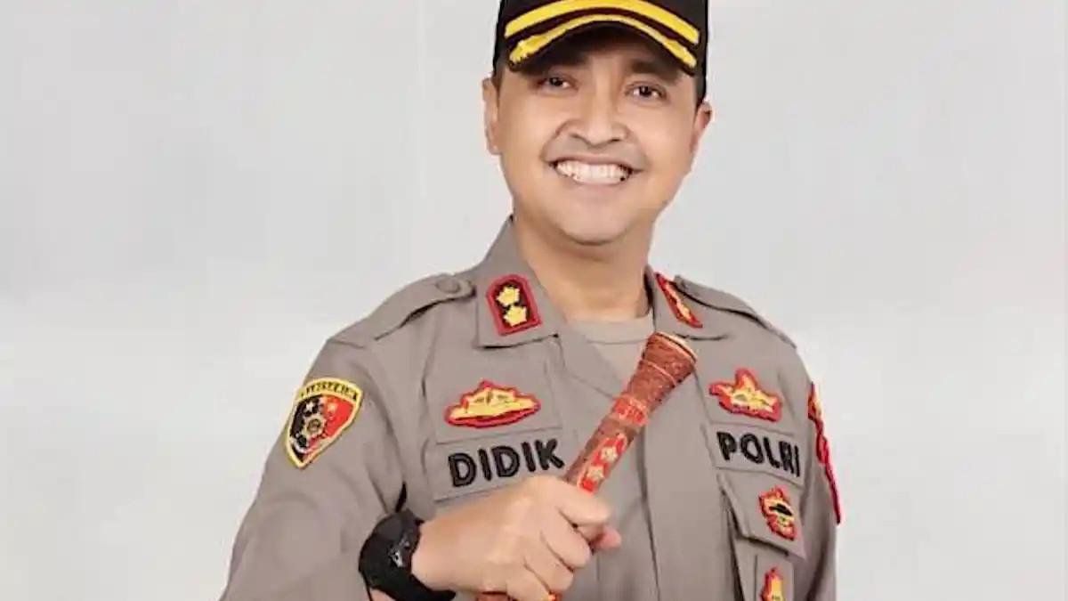 POLISI TERSERET NARKOBA - Eks Kapolres Kota Bima, AKBP Didik Putra Kuncoro menjadi tersangka peredaran narkotika. Bareskrim Polri temuka barang bukti di kediaman Aipda Dianita Agustina di kawasan Curug, Kabupaten Tangerang.