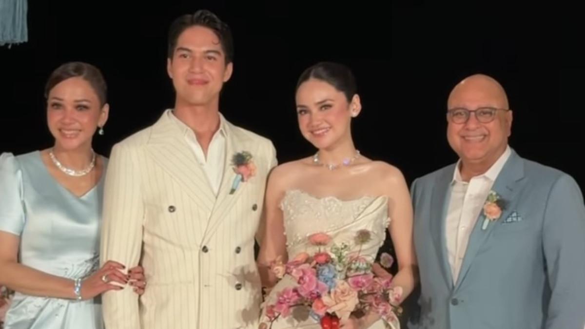 KABAR ARTIS - El Rumi kenang perjalanan cintanya dengan Syifa Hadju hingga berujung pernikahan.