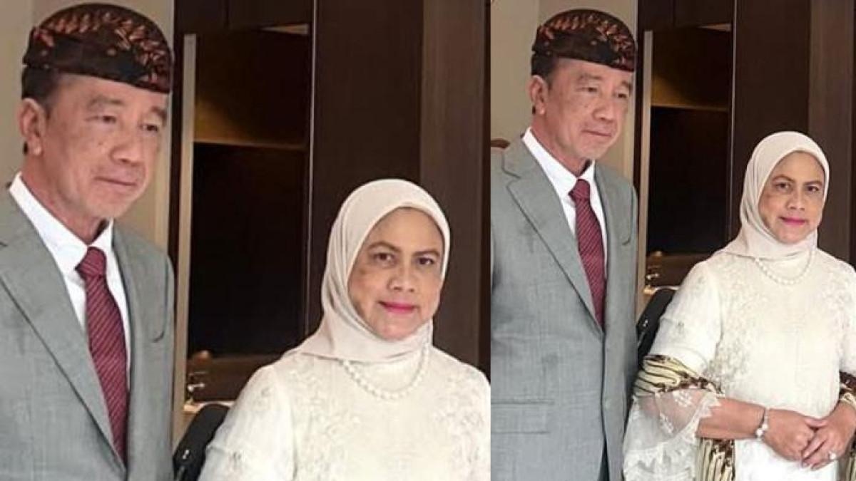 WAJAH JOKOWI - Foto Jokowi bersama istrinya Iriana sempat viral di media sosial dan jadi perbincangan. Wajah Presiden RI Ke-7 tersebut terlihat makin putih