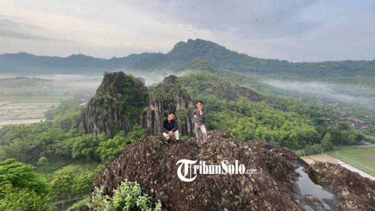 WISATA SUKOHARJO - Potrait keindahan Gunung Sepikul di Kabupaten Sukoharjo
