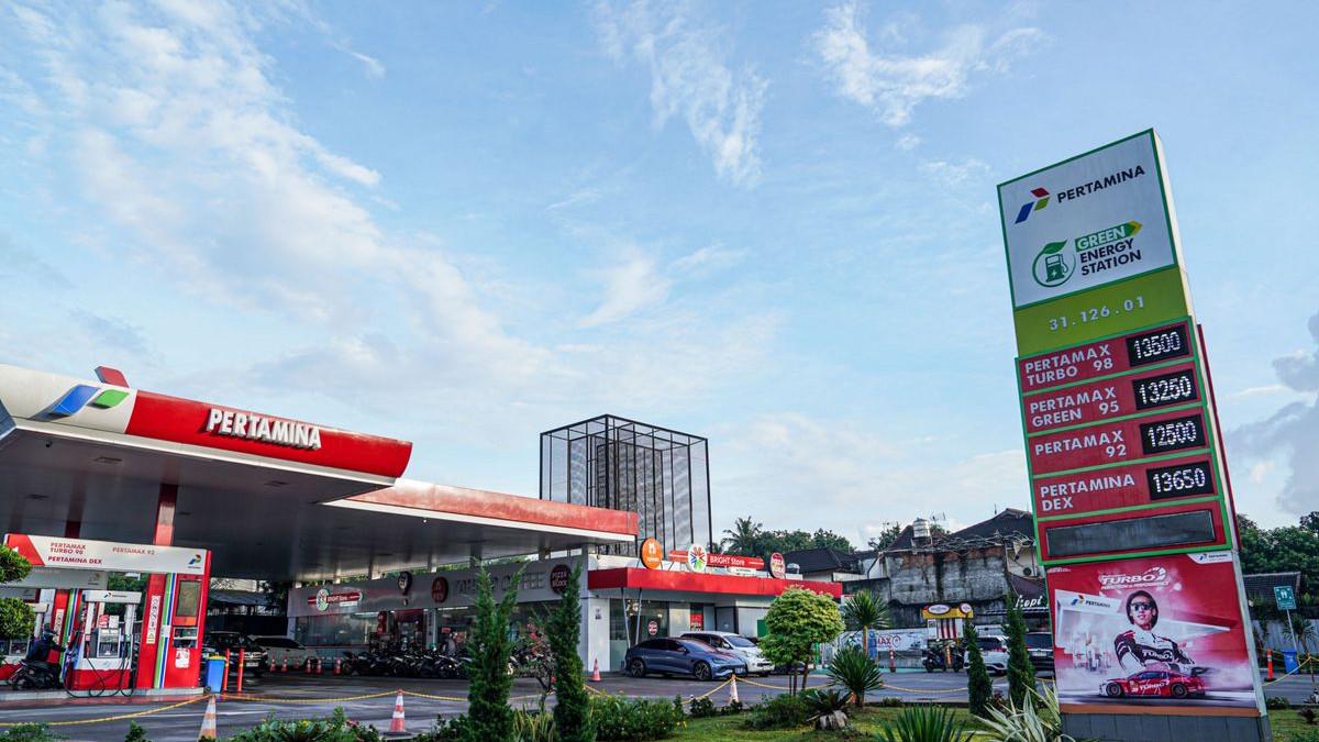 ILUSTRASI SPBU PERTAMINA - Harga BBM Pertamina terbaru.