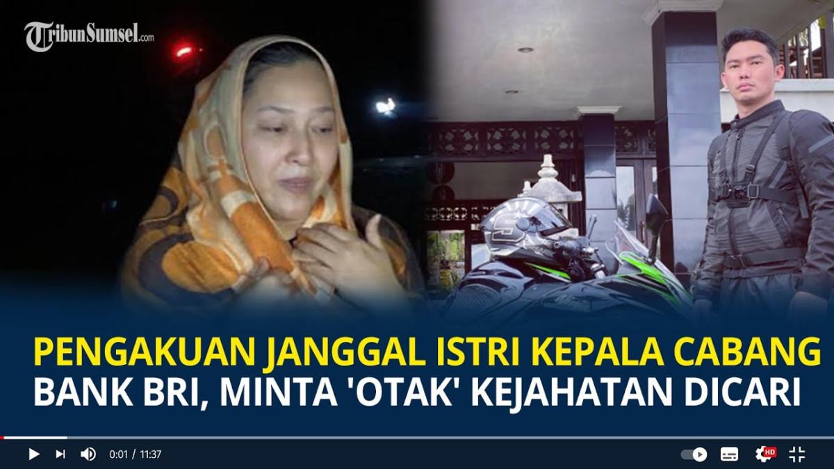 KACB BANK DIBUNUH - Capture YouTube Tribun Sumsel menampilkan sosok istri Kacab Bank BUMN yang dibunuh. Ia menangis pilu kenang sosok suami yang dikenal baik