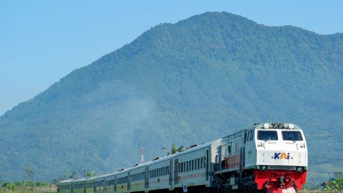 KECELAKAAN KERETA - Ilustrasi KA Argo Bromo Anggrek.