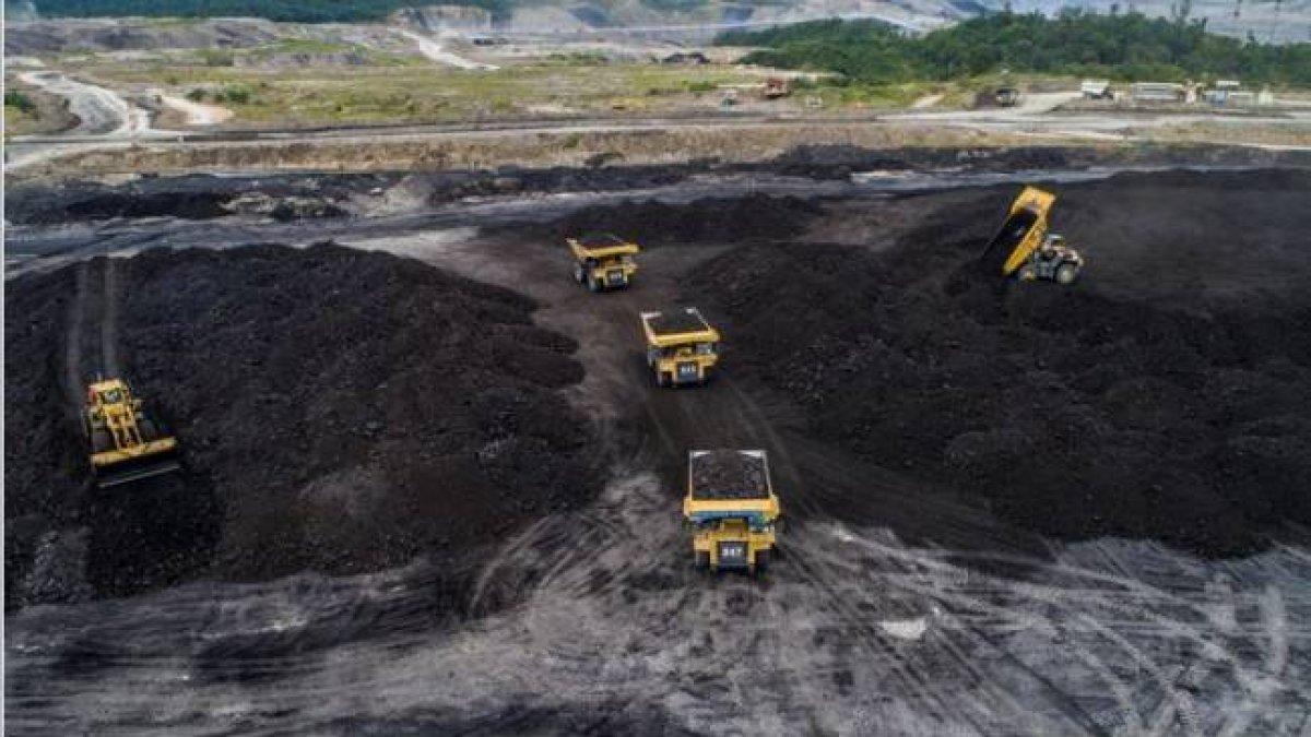 3 Posisi Top Dibutuhkan, PT Adaro Minerals Buka Lowongan Kerja 2024 ,Kesempatan Emas Warga Jakarta