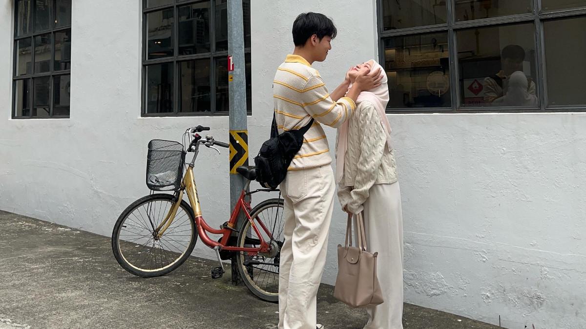 SOSOK SELEBGRAM - Kemesraan Julia Prastini dengan suaminya, Na Daehoon. Foto diunduh dari Instagram.