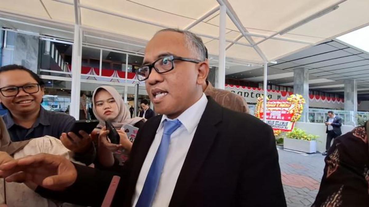 SOSOK VIRAL - Kepala Biro Komunikasi dan Layanan Informasi Kemenkeu Deni Surjantoro membantah narasi bahwa gaji guru dan dosen menjadi beban negara. Narasi tersebut beredar luas di media sosial.