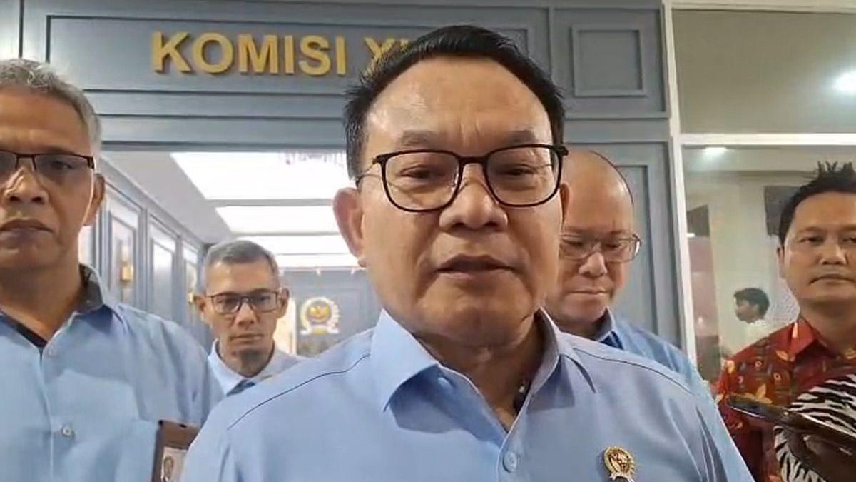 KEPALA BGN - Kepala Staf Kepresidenan (KSP) Dudung Abdurachman di Kompleks Parlemen, Jakarta, Rabu (3/6/2026).