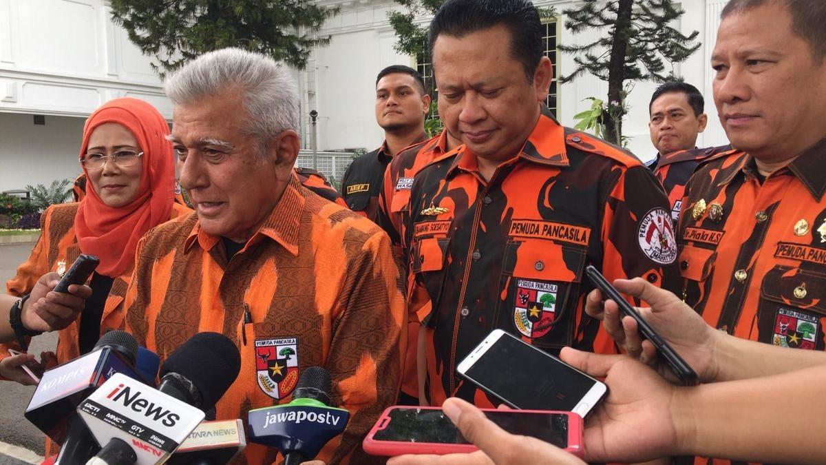 PEMUDA PANCASILA - Ketua Umum Pemuda Pancasila Japto Soelistyo Soerjosoemarno menemui Presiden Joko Widodo di Istana Kepresidenan, Jakarta, Rabu (28/8/2019).