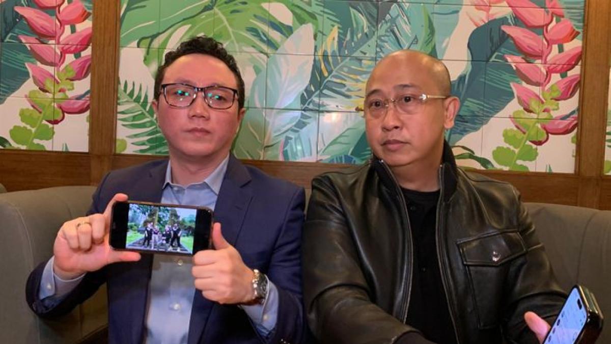 KABAR ARTIS - Kuasa hukum Sarwendah, Chris Sam Siwu dan Simon Abraham, di Tebet, Jakarta Selatan, Senin (18/5/2026).