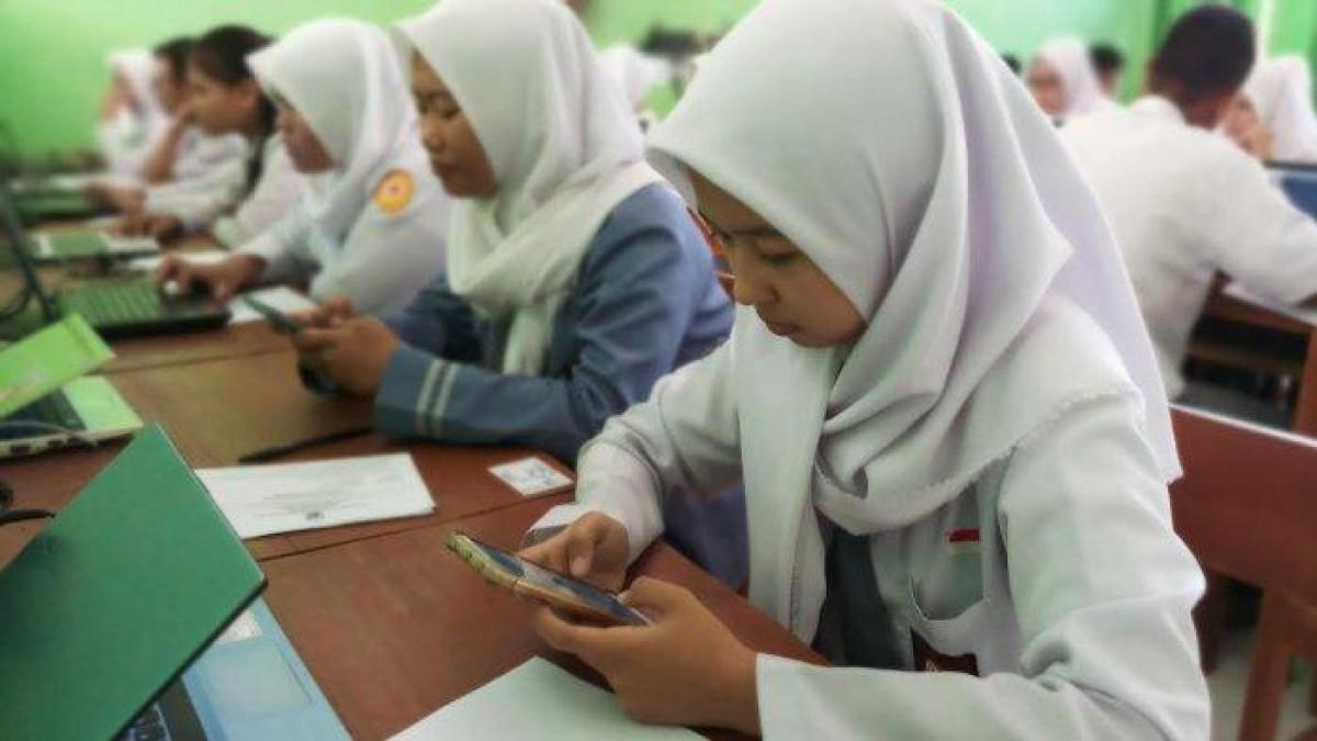 Kunci Jawaban Soal TKA Bahasa Indonesia Kelas 12 SMA Kesesuaian Usulan Program dan Data Pendukung