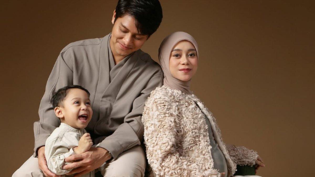 Kebersamaan abang fatih bersama lesti dan billar saat photoshoot maternity