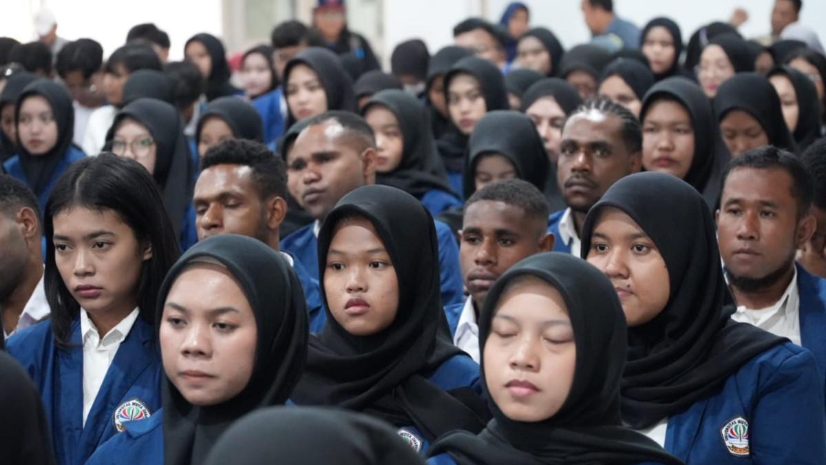 PENDIDIKAN DI KLATEN - Mahasiswa Universitas Widya Dharma (Unwidha) Klaten dengarkan materi kuliah umum, pada Senin (15/9/2025).