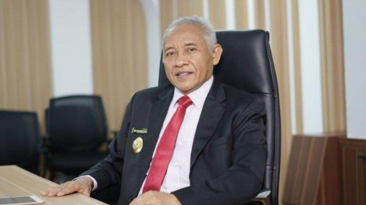 DUGAAN KORUPSI - Mantan Bupati Sleman, Sri Purnomo diduga terlibat kasus korupsi dana hibah pariwisata. Kepala Kejari Sleman, Bambang Yunianto, menegaskan bahwa penetapan SP sebagai tersangka dilakukan setelah penyidik mengantongi cukup bukti dan keterangan dari ratusan saksi.