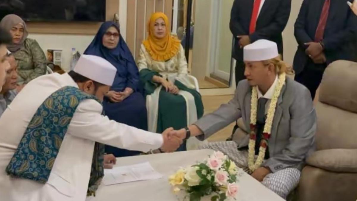 PERNIKAHAN VIRAL - Momen Habib Bahar bin Smith menikahi Helwa Bachmid.