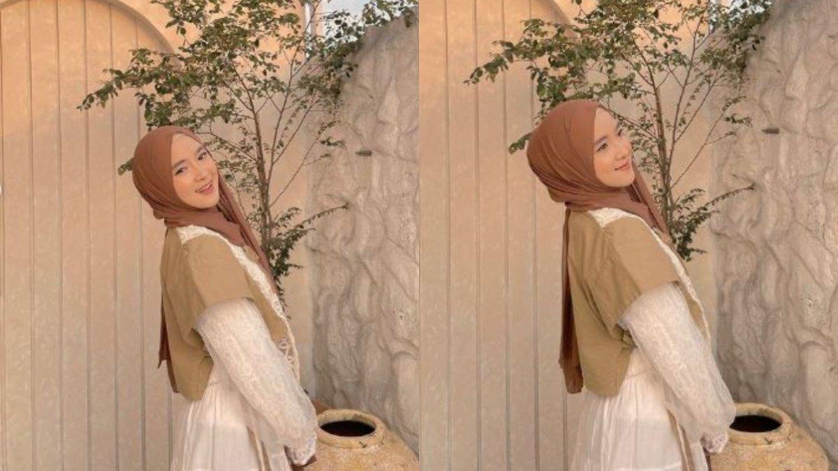 Nissa Sabyan tampil cantik dengan outfit kece.