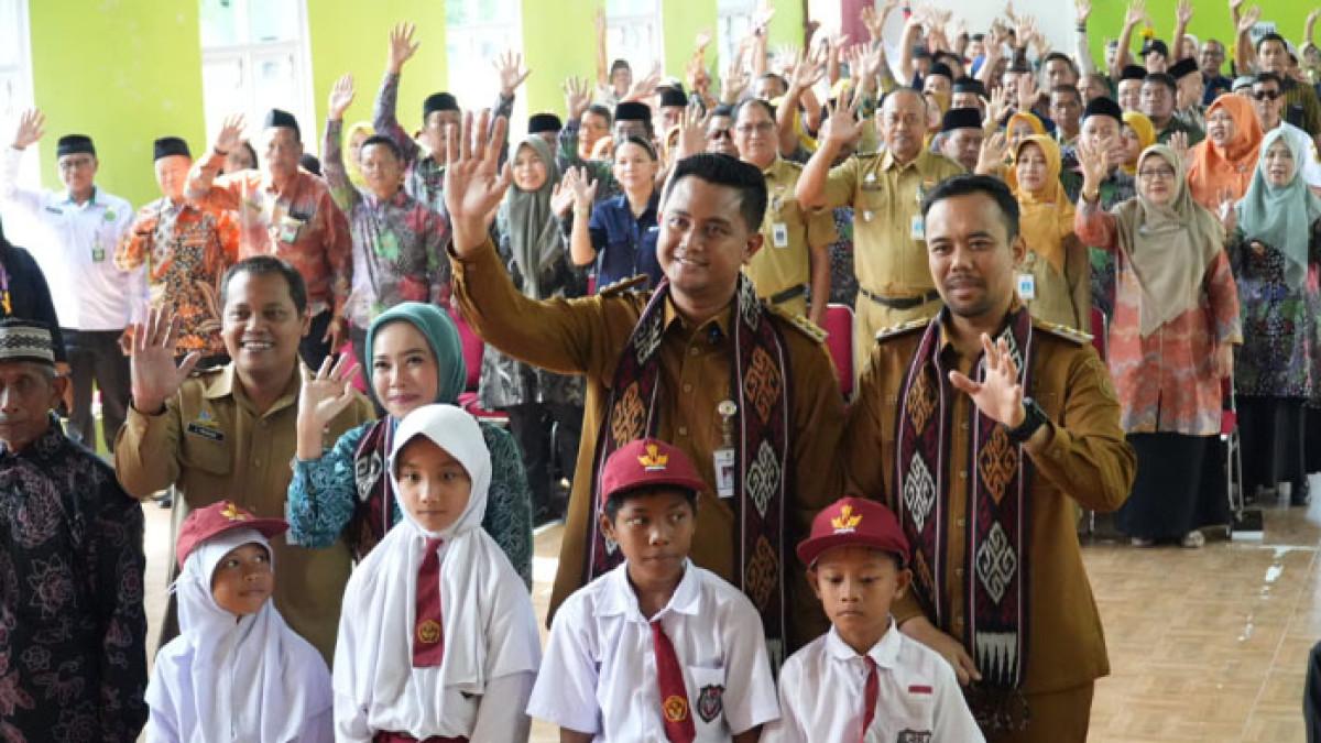PROGRAM SAMBUNG RASA - Pemerintah Kabupaten (Pemkab) Klaten melanjutkan program Sambung Rasa sebagai wadah menyerap aspirasi masyarakat di Gedung Serbaguna Al-Mubarok, Desa Kwaren, Kecamatan Ngawen, pada Selasa (12/10/2025).