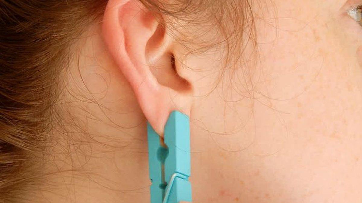 Iseng Bukan Sembarang Iseng, Jepit Telinga dengan Penjepit Jemuran Bisa Bawa Efek Baik buat Tubuh