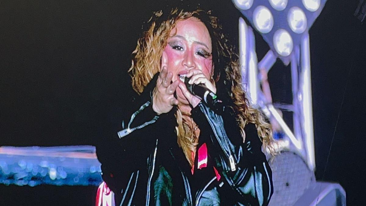 Pinkan Mambo saat tampil dalam Centil Era di Dynamic Stage di Synchronize Fest yang digelar di Gambir Expo, Kemayoran, Jakarta Pusat, Minggu (5/10/2025).