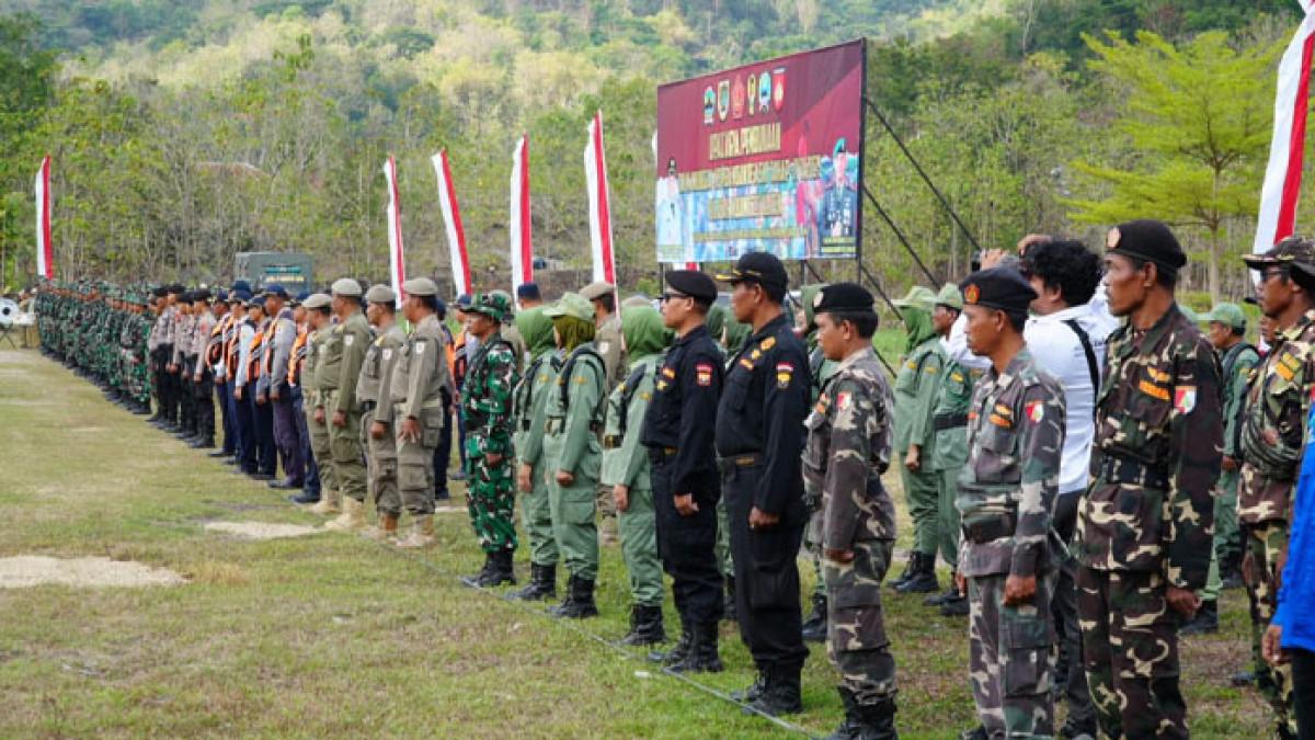 TMMD DESA KALIGAYAM - Program TNI Manunggal Membangun Desa (TMMD) Sengkuyung Tahap IV Tahun Anggaran 2025 di Lapangan Desa Kaligayam, Kecamatan Wedi, Rabu (8/10/2025).