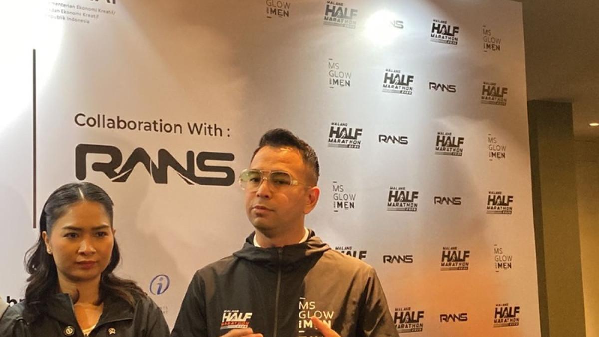 Raffi Ahmad hadir dalam press conference Malang Half Marathon di Radio Dalam, Jakarta Selatan, Senin (9/3/2026).