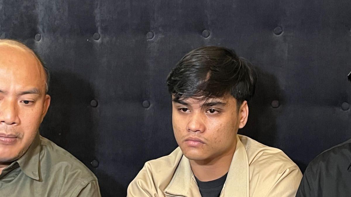POLEMIK RESSA ROSSANO - Ressa Rossano dengan kuasa hukumnya saat ditemui di kawasan Tendean, Jakarta Selatan, Selasa (3/2/2026).