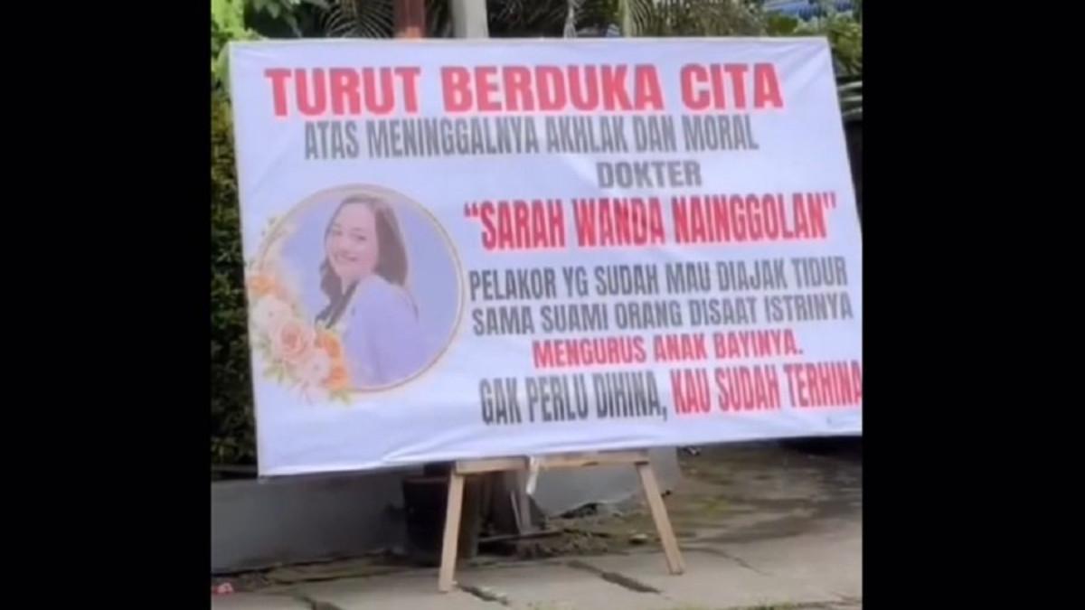 KARANGAN BUNGA PELAKOR - Sosok Sarah Wanda Nainggolan, calon dokter yang diduga jadi pelakor.