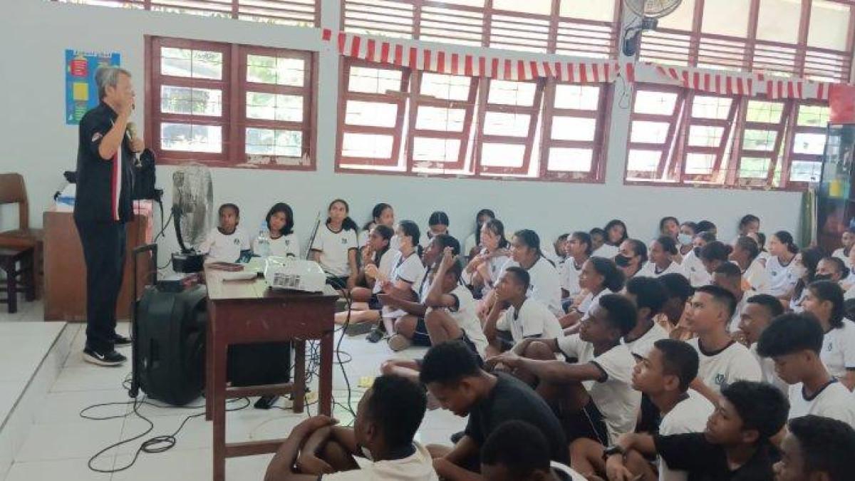 Prediksi Soal TKA Bahasa Inggris SMA Kelas 12: Why Did Thuy Tinh Attack Son Tinh After The Wedding?