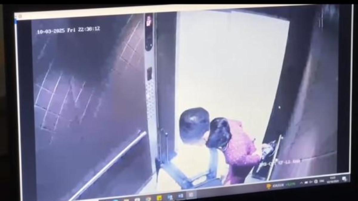 PILOT PRAMUGARI SELINGKUH? - Viral dugaan perselingkuhan pilot dan pramugari, tertangkp CCTV di lift