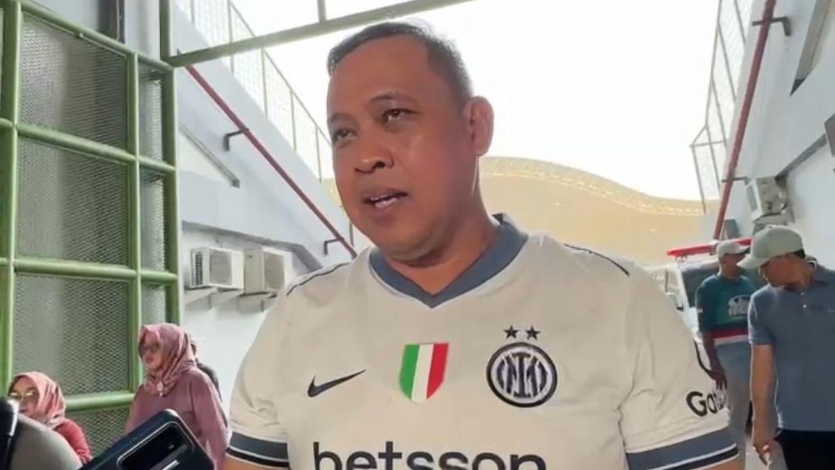 JUAL BELI JABATAN - Wali Kota Bekasi, Tri Adhianto saat ditemui di Stadion Patriot Candrabhaga, Selasa (21/10/2025)