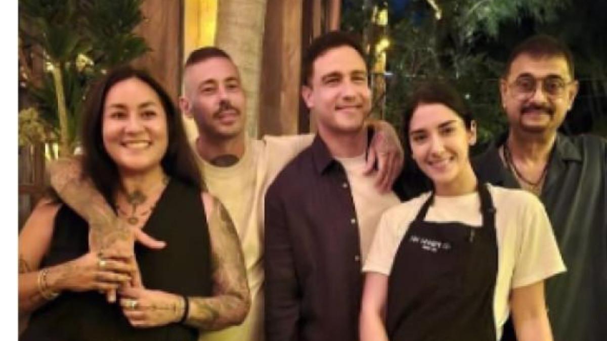 BUKTI FOTO - Foto kebersamaan Hamish Daud dengan wanita bernama Sabrina Alatas.