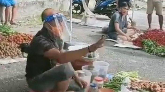VIRAL Tukang Sayur Labrak Pesaingnya Gegara Sepi Pembeli, Lawannya Ternyata Bupati yang Lagi Nyamar