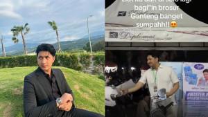 Aditya-Zoni-terekam-bagi-brosur-jualan-sabun.jpg