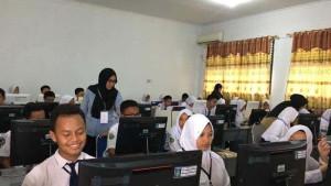 Bahasa-Indonesia-kelas-8-halaman-190-191.jpg