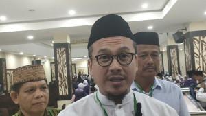 Bupati-Mamuju-Tengah-Arsal-Aras-saat-ditemui-di-Aula-Mina.jpg