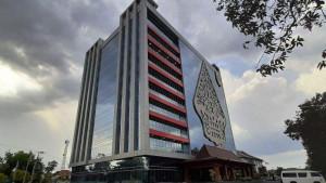 Gedung-Wijaya-Pemkab-Sukoharjo.jpg