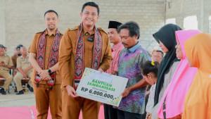 Hamenang-mendengarkan-aspirasi-masyarakat-saat-Sambung-Rasa.jpg