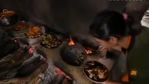 Kampung-ayam-panggang-di-Magetan-dimana-pembeli-bisa-memilih-berbagai-restoran.jpg