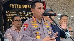 Kapolri-Jenderal-Listyo-Sigit-Prabowo-bersyukur-atas-pembebasan-pilot-Susi-Air.jpg