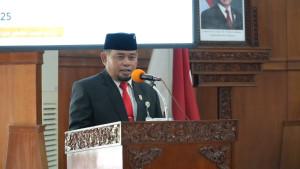Ketua-DPRD-Klaten-Edy-Sasongko-saat-memberikan-sambutan.jpg