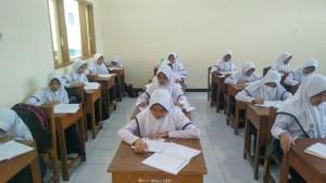 Kunci-Jawaban-IPS-Kelas-8-Halaman-101-Keragaman-Suku-dan-Agama-Masyarakat-Indonesia.jpg