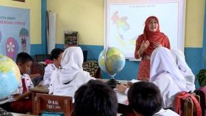 Kunci-Jawaban-Soal-PTS-IPS-Kelas-2-Semester-1-Manusia-Tidak-Bisa-Hidup-secara.jpg