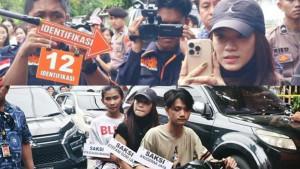 Potret-Stefani-Goni-saat-ikut-rekonstruksi-kasus-pembunuhan-Alberto.jpg