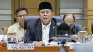 Profil-Cucun-Ahmad-Syamsurijal.jpg