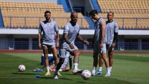 Striker-Persib-Bandung-David-da-Silva-berlatih-di-Stadion-Gelora-Bandung-Lautan-Api.jpg