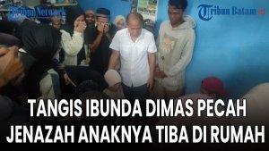Tangis-ibunda-Dimas-pecah-lihat-jasad-anaknya-sis.jpg