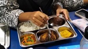 keracunan-makan-bergizi-gratis-MBG-viral-di-media-sosial.jpg